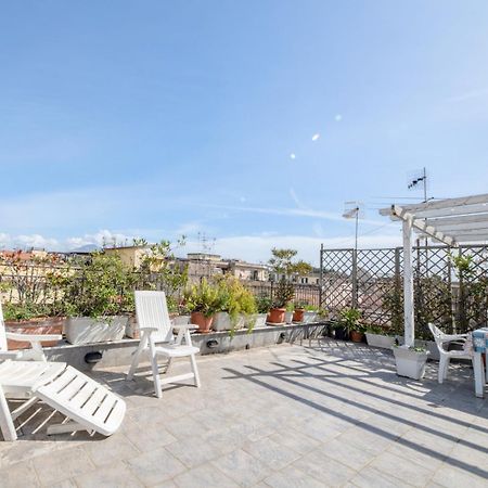 Mimi Terrace Apartment Наполи Екстериор снимка